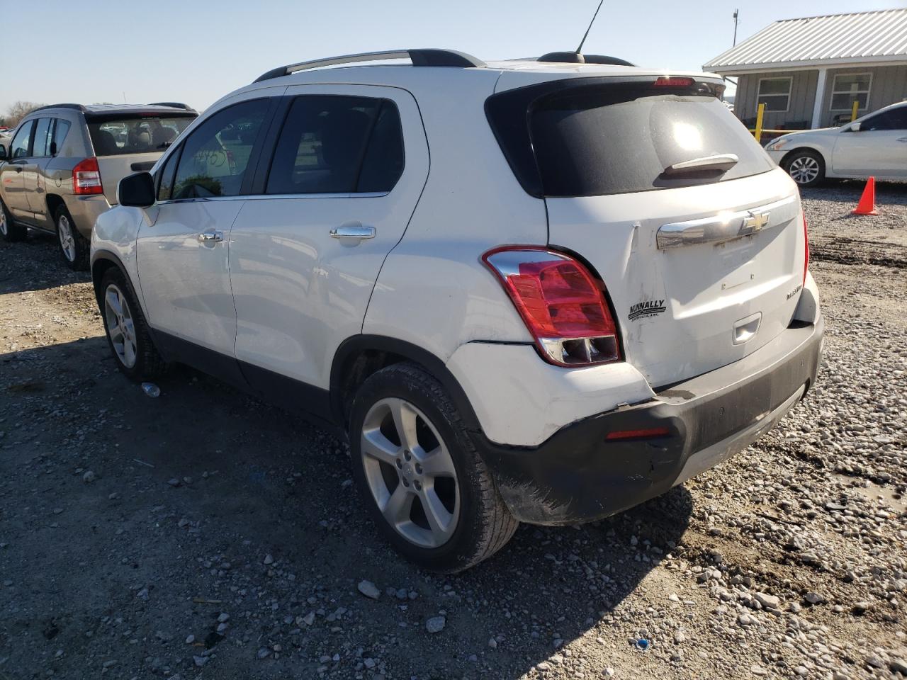 Photo 3 from auction – 2015 CHEVROLET TRAX LTZ with VIN 3GNCJNSB8FL212685