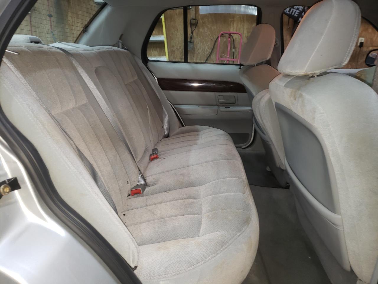 Photo 6 from auction – 2003 MERCURY GRAND MARQ with VIN 2MEFM74W23X659353