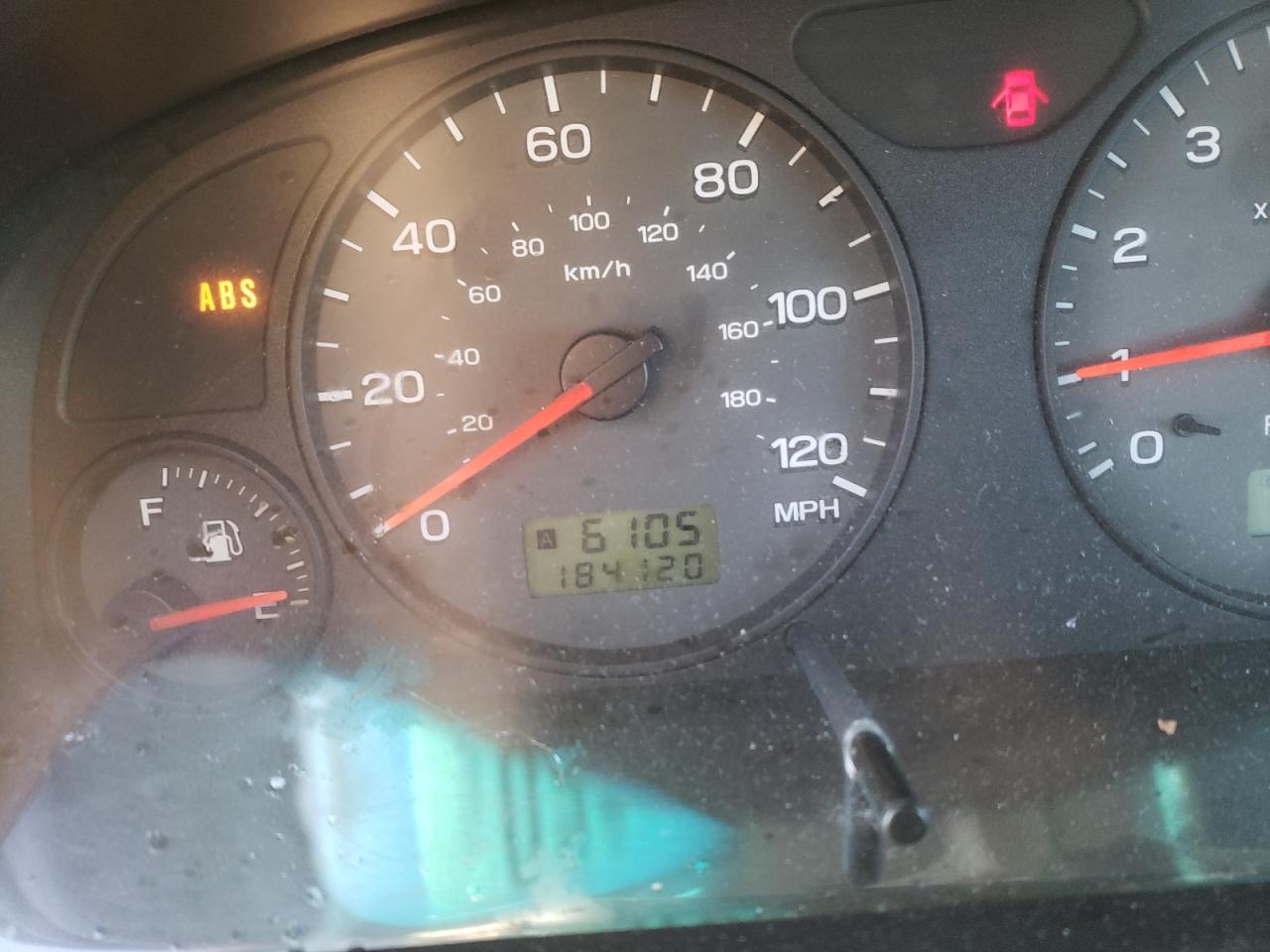 Photo 8 from auction – 2001 SUBARU FORESTER with VIN JF1SF63521H744614