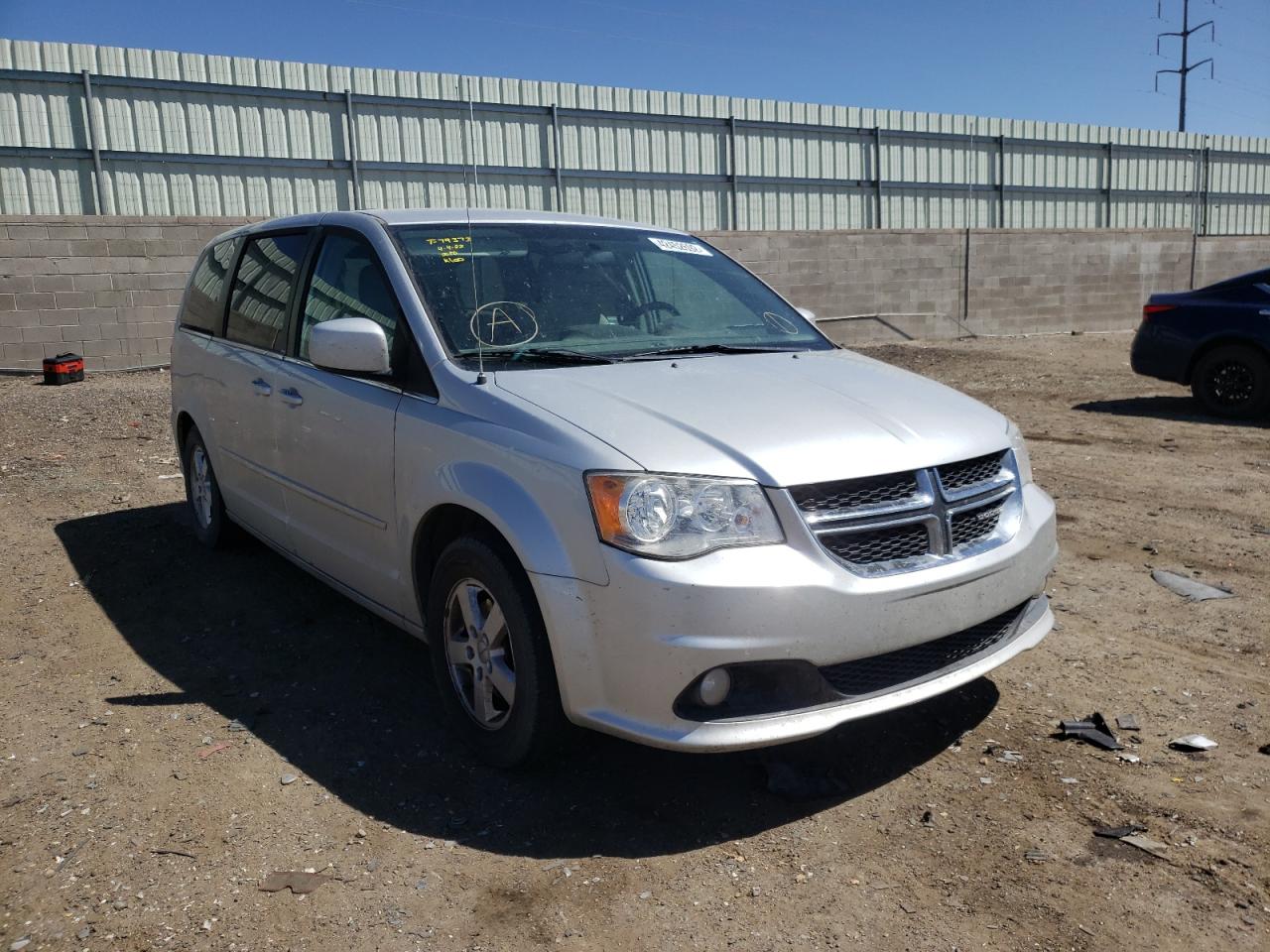 DODGE GRAND CARA 2012 with VIN 2C4RDGDG1CR197248 - Photo from auction
