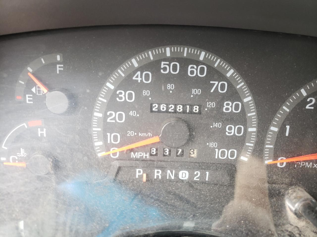 Photo 8 from auction – 1997 FORD F150 with VIN 1FTDX08W7VKD39954