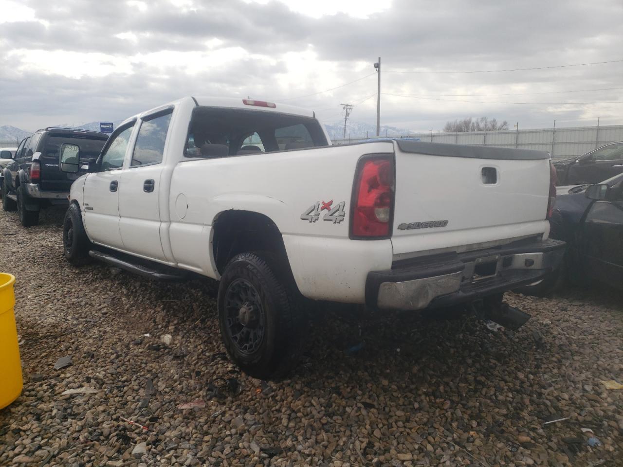 Photo 3 from auction – 2006 CHEVROLET SILVERADO with VIN 1GCHK23D16F151913