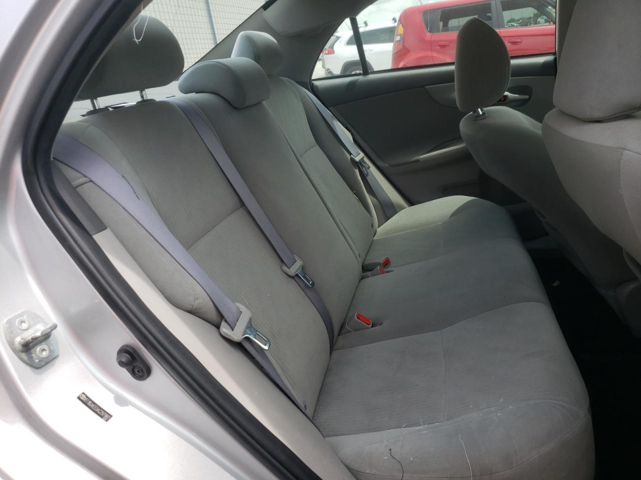 Photo 6 from auction – 2010 TOYOTA COROLLA BA with VIN 2T1BU4EE0AC297982