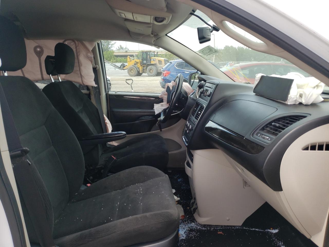 Photo 15 from auction – 2016 DODGE GRAND CARA with VIN 2C4RDGBG2GR191788