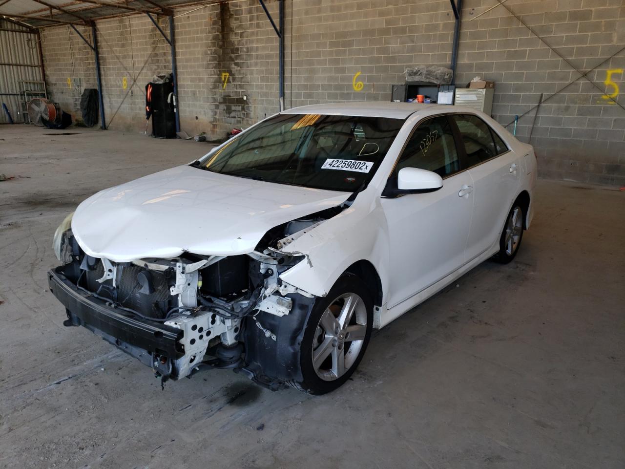 Photo 2 from auction – 2014 TOYOTA CAMRY L with VIN 4T1BF1FK6EU327004