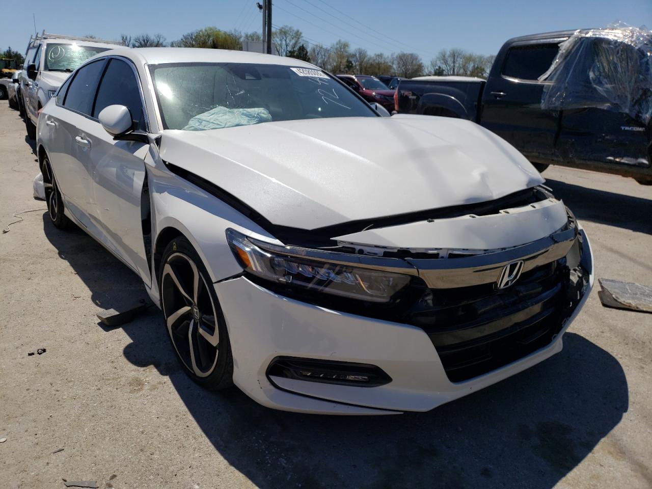 HONDA ACCORD 2018 with VIN 1HGCV1F37JA267249 - Photo from auction