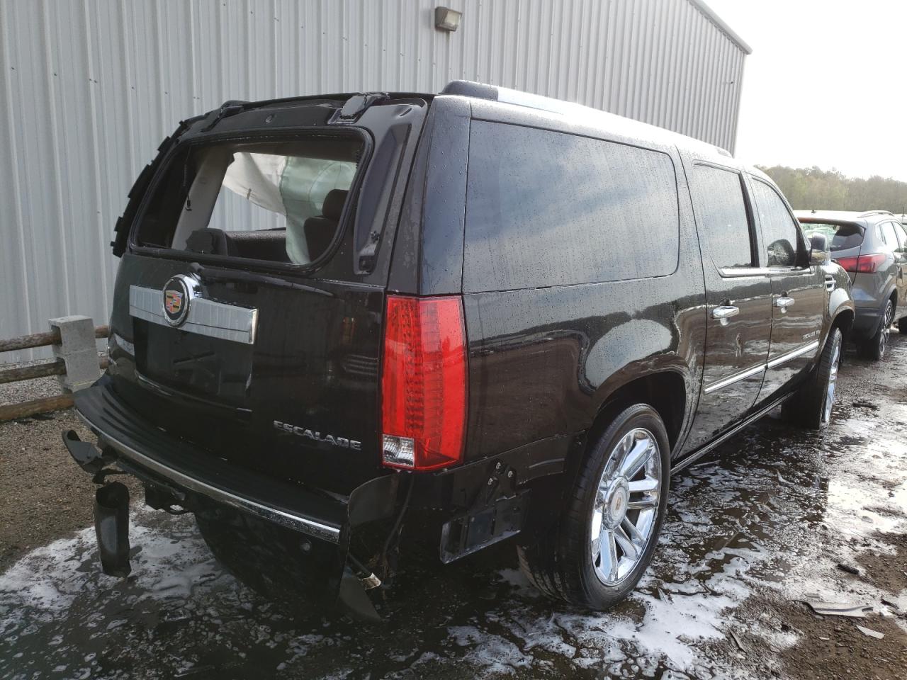 Photo 4 from auction – 2013 CADILLAC ESCALADE E with VIN 1GYS4KEF6DR183521