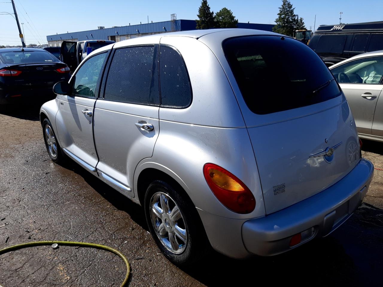 Photo 3 from auction – 2004 CHRYSLER PT CRUISER with VIN 3C4FY58B34T228041