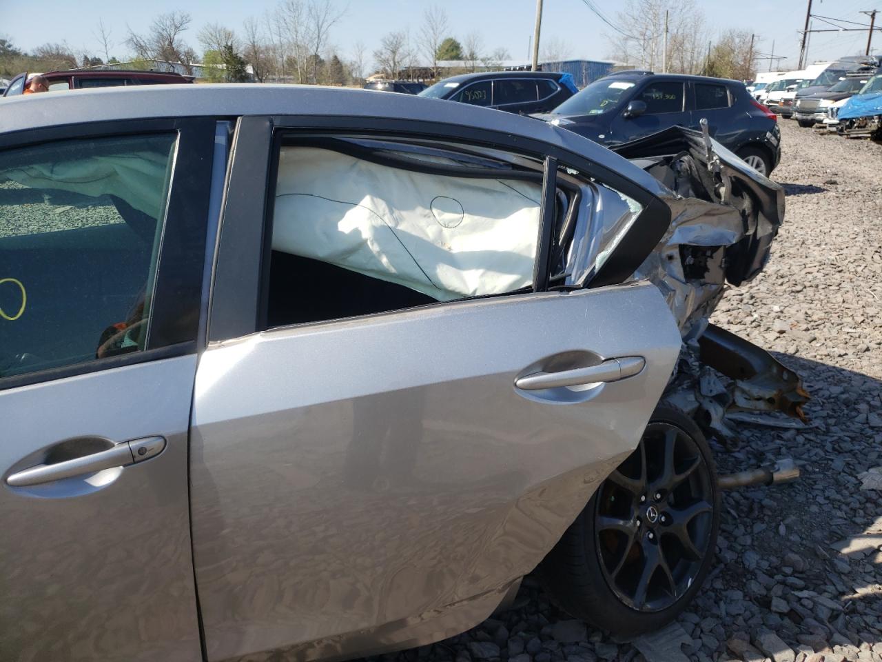 Photo 9 from auction – 2010 MAZDA 3 I with VIN JM1BL1SG5A1207236