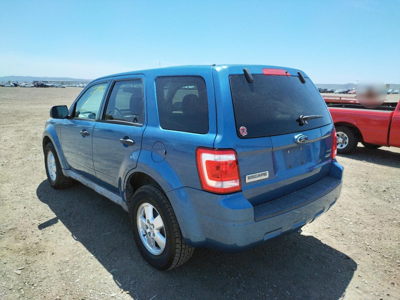 Photo 3 from auction – 2009 FORD ESCAPE with VIN 1FMCU92759KC39170