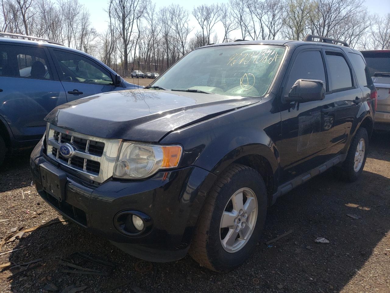 Photo 2 from auction – 2011 FORD ESCAPE XLT with VIN 1FMCU9D74BKC24274