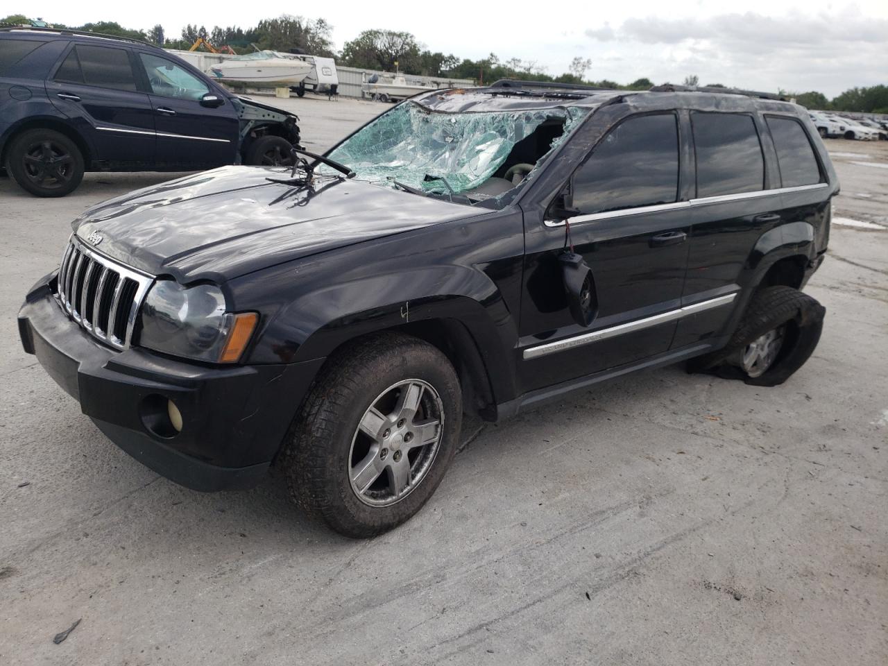 Photo 2 from auction – 2005 JEEP GRAND CHER with VIN 1J4HS58N35C720497