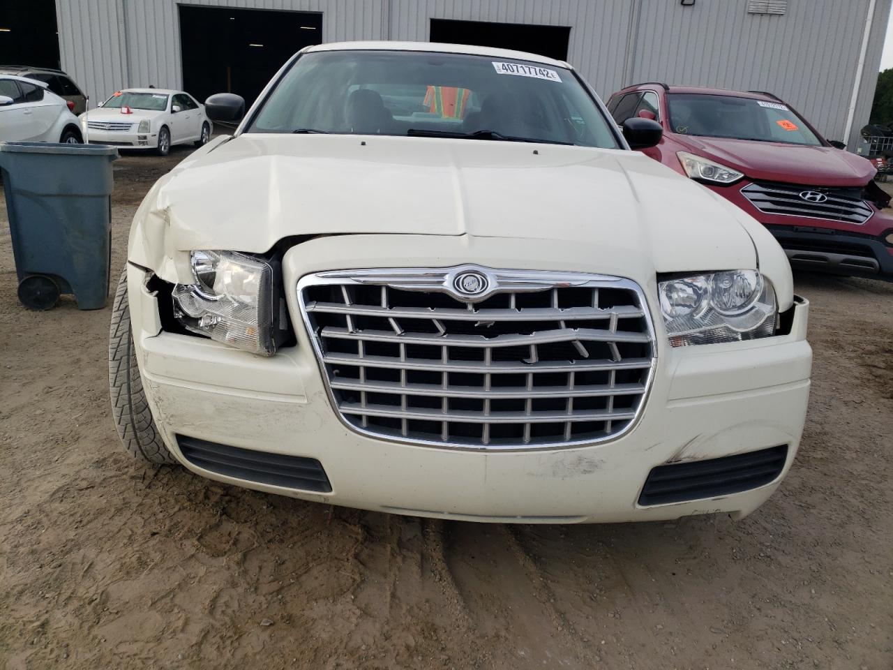 Photo 9 from auction – 2007 CHRYSLER 300 with VIN 2C3KA43R27H664866