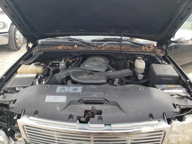 Photo 7 from auction – 2004 CHEVROLET SUBURBAN K with VIN 3GNFK16T84G303001