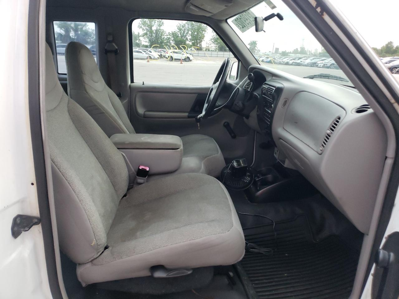 Photo 5 from auction – 2000 FORD RANGER SUP with VIN 1FTYR14V0YTB49605