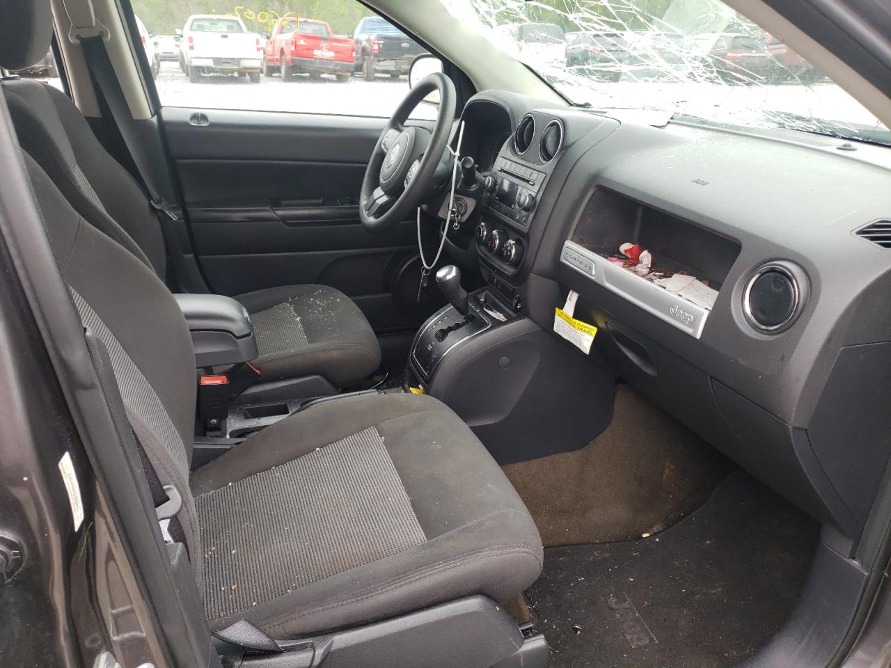 Photo 5 from auction – 2016 JEEP COMPASS SP with VIN 1C4NJCBB2GD808677
