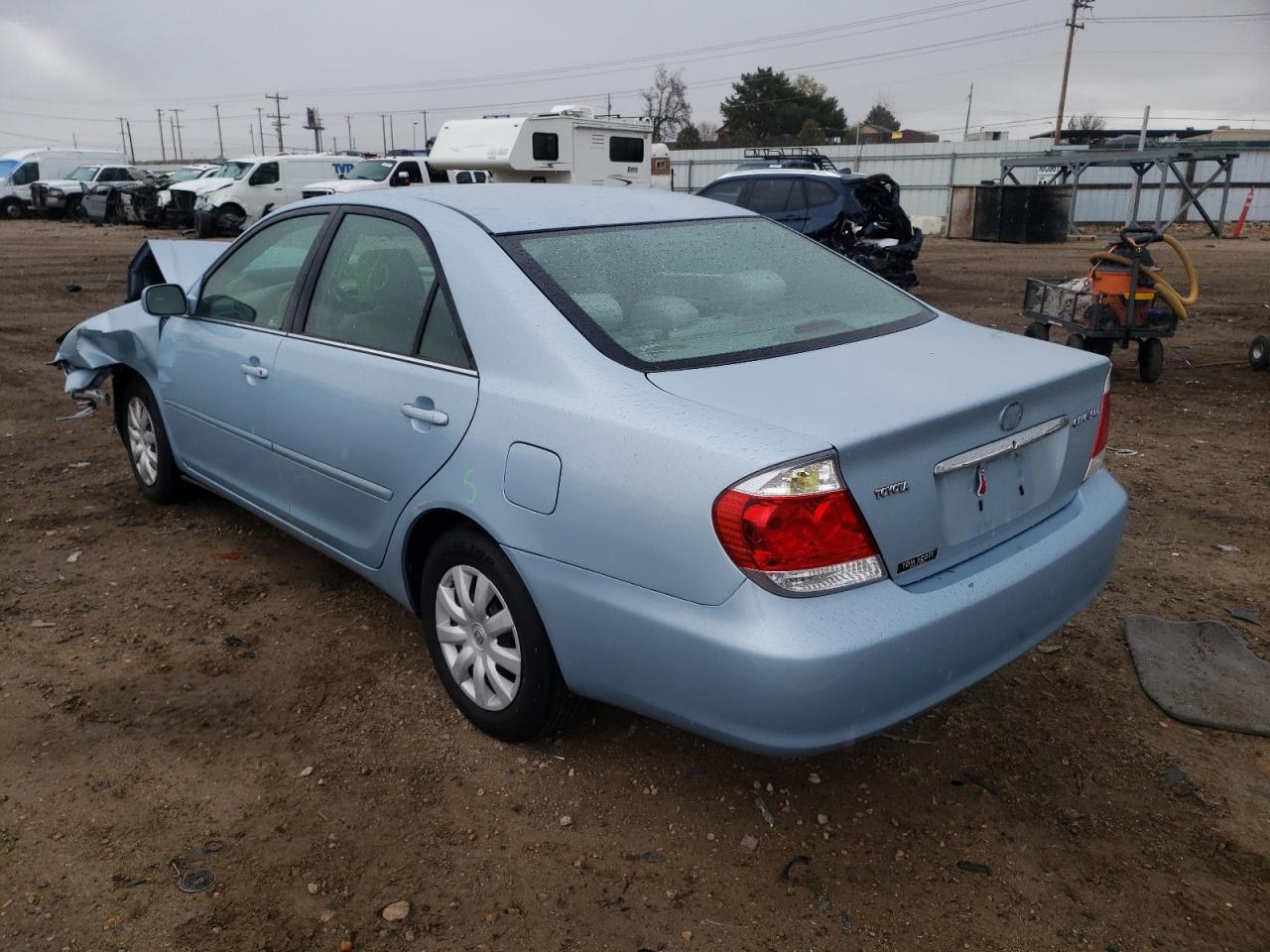 Photo 3 from auction – 2005 TOYOTA CAMRY LE with VIN 4T1BE30K15U506753