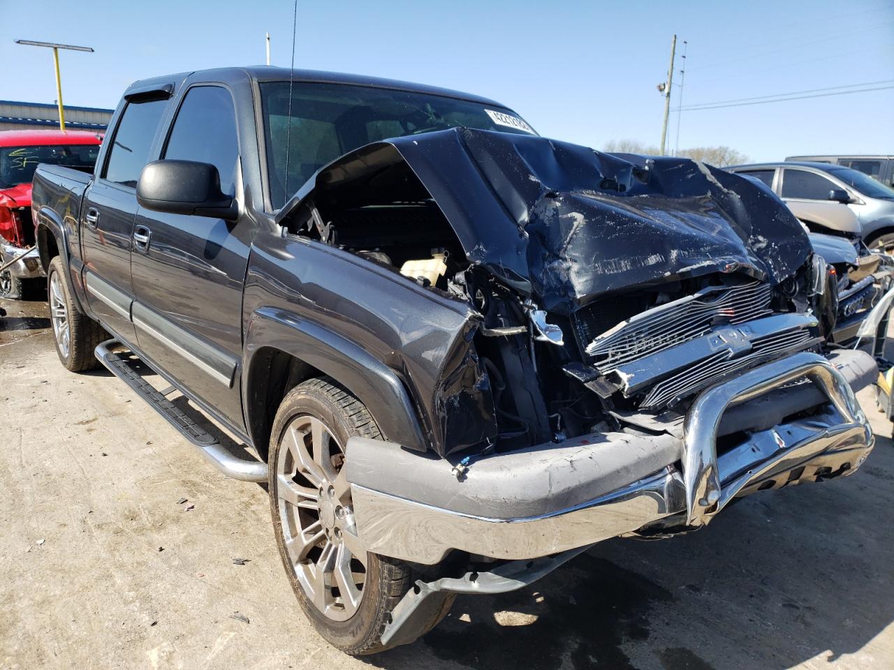 CHEVROLET SILVERADO 2004 with VIN 2GCEK13TX41409998 - Photo from auction