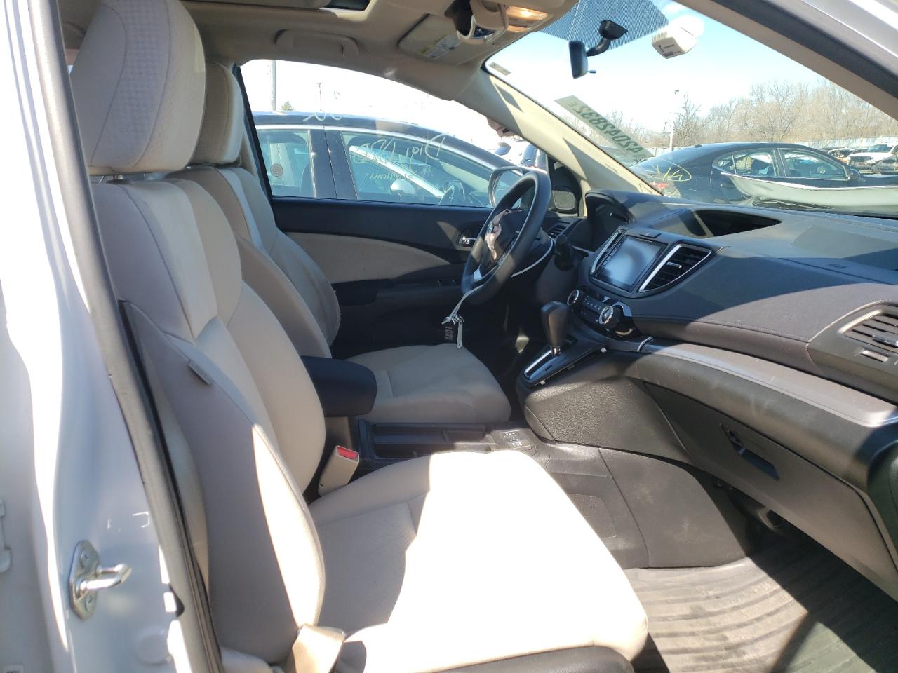 Photo 5 from auction – 2015 HONDA CR-V EX with VIN 5J6RM4H56FL033301