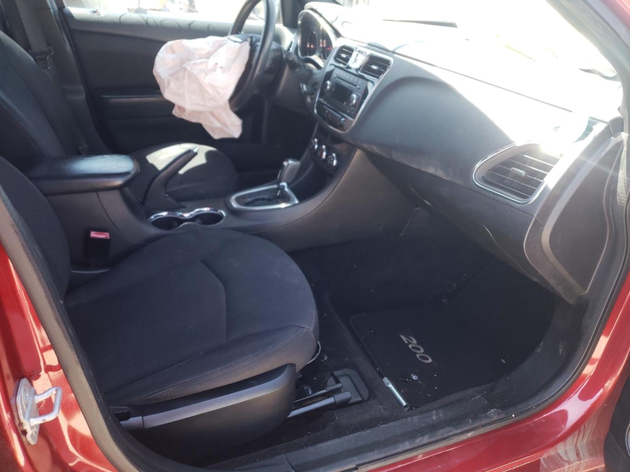 Photo 5 from auction – 2013 CHRYSLER 200 LX with VIN 1C3CCBAB6DN671752