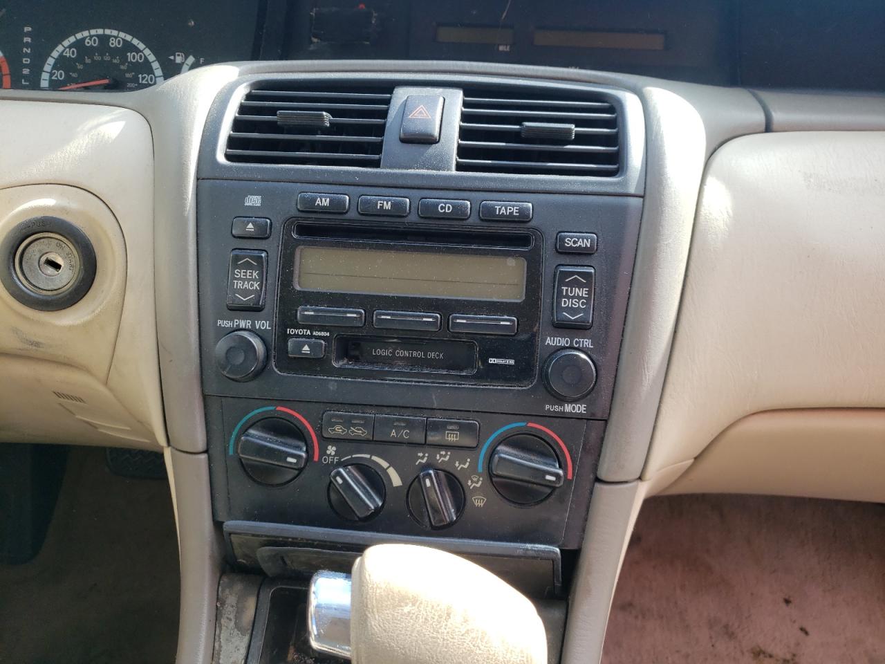 Photo 9 from auction – 2002 TOYOTA AVALON XL with VIN 4T1BF28B52U203269