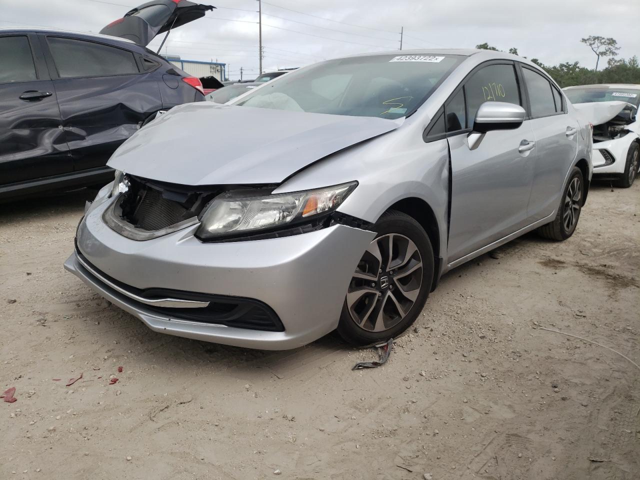 Photo 15 from auction – 2014 HONDA CIVIC EX with VIN 19XFB2F89EE045398