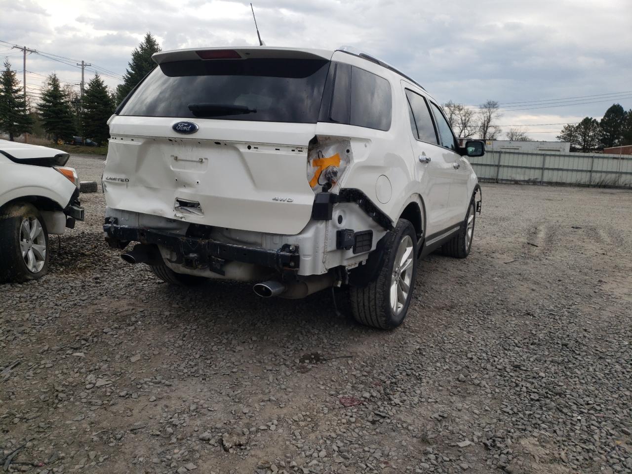 Photo 4 from auction – 2018 FORD EXPLORER L with VIN 1FM5K8F88JGA94841