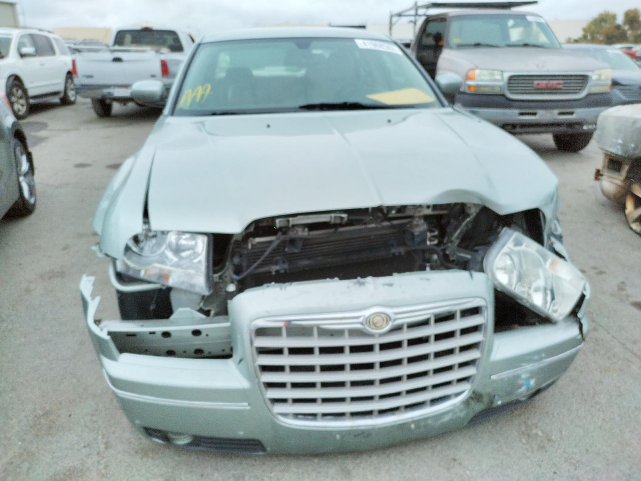 Photo 9 from auction – 2006 CHRYSLER 300 TOURIN with VIN 2C3LA53G36H110338