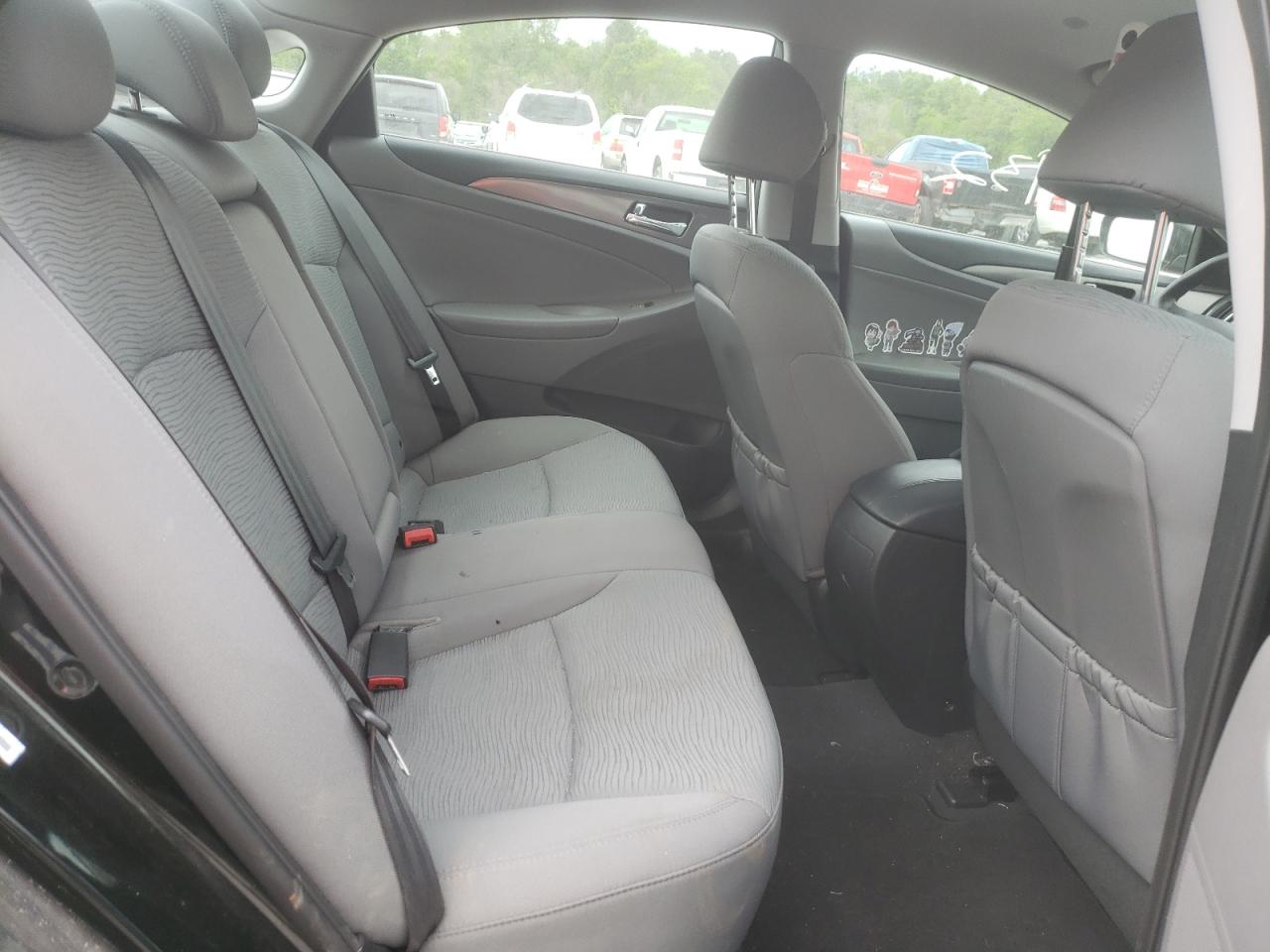 Photo 6 from auction – 2014 HYUNDAI SONATA HYB with VIN KMHEC4A4XEA116678