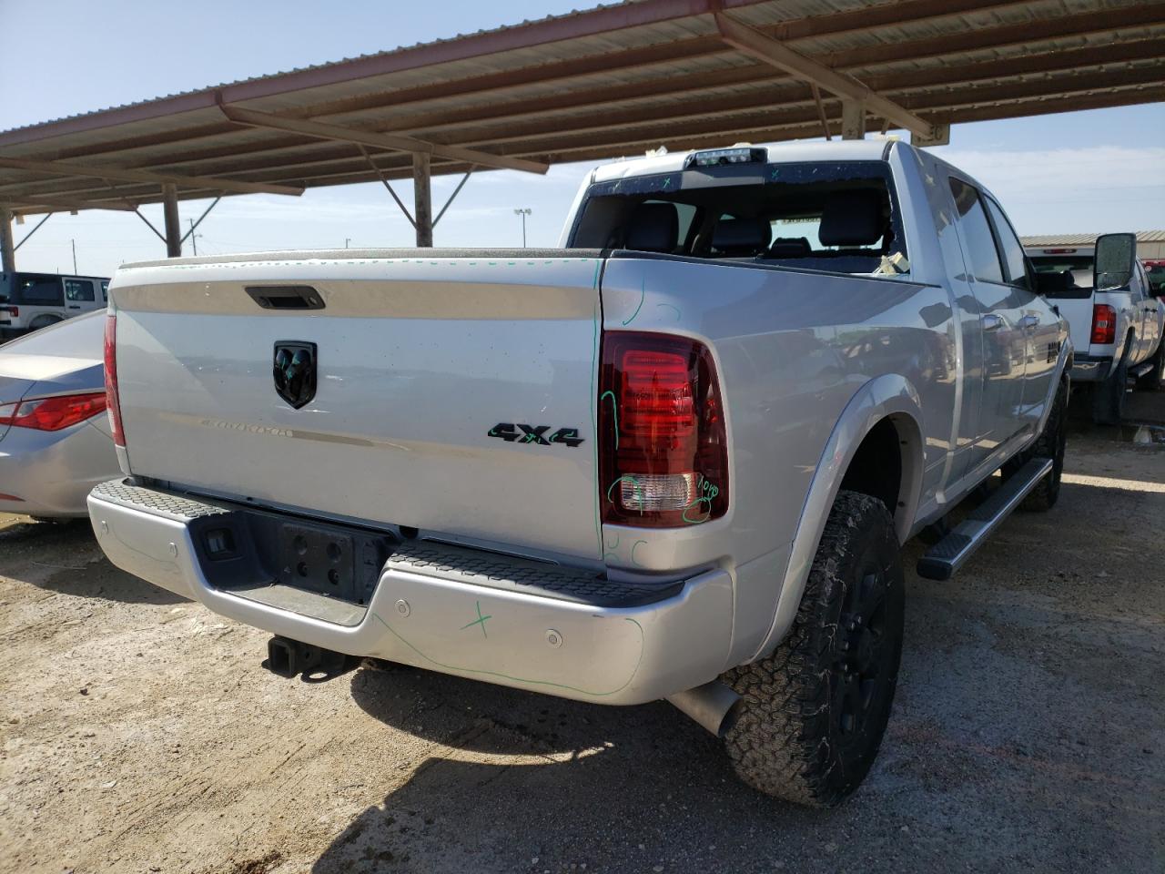 Photo 4 from auction – 2017 RAM 2500 LARAM with VIN 3C6UR5NL2HG752983