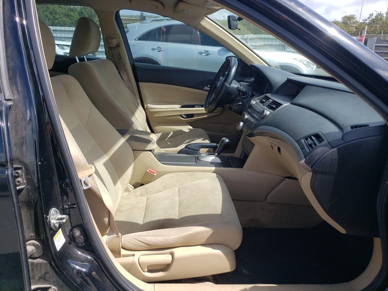 Photo 5 from auction – 2012 HONDA ACCORD LX with VIN 1HGCP2F30CA128891