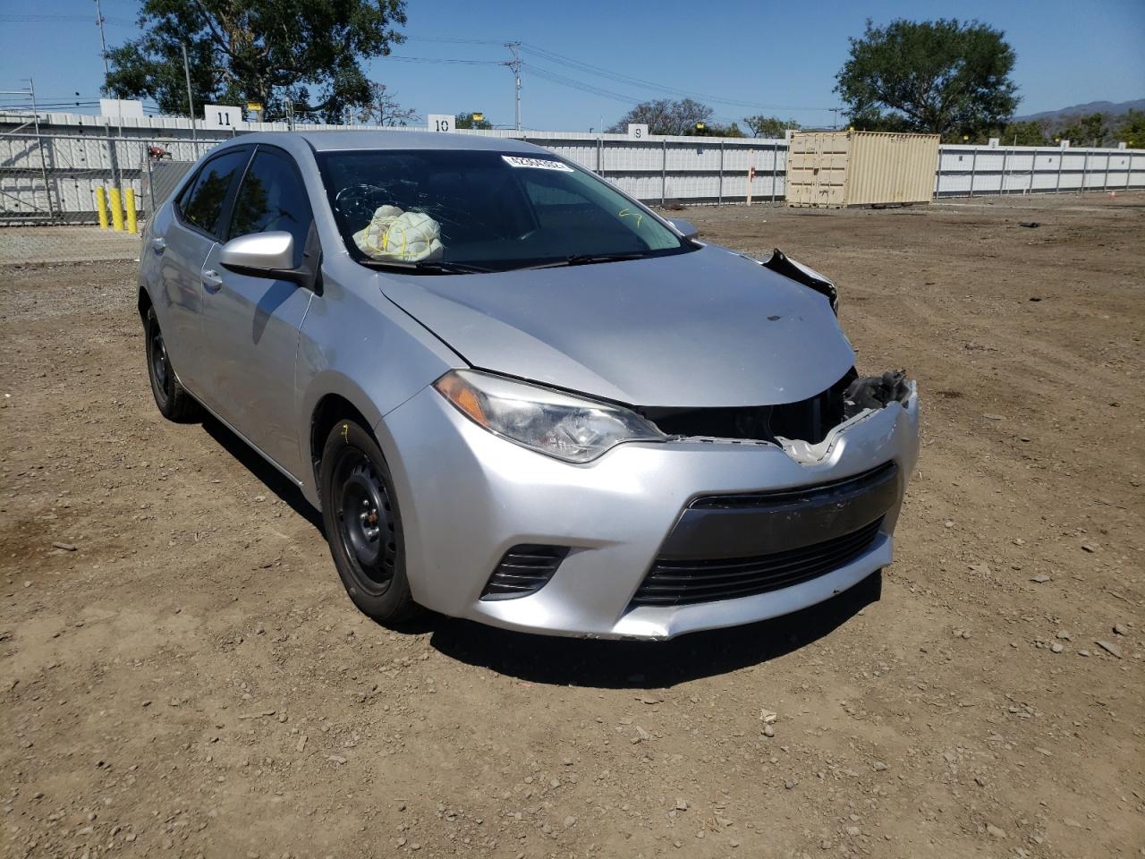 TOYOTA COROLLA L 2015 with VIN 5YFBURHE5FP280756 - Photo from auction