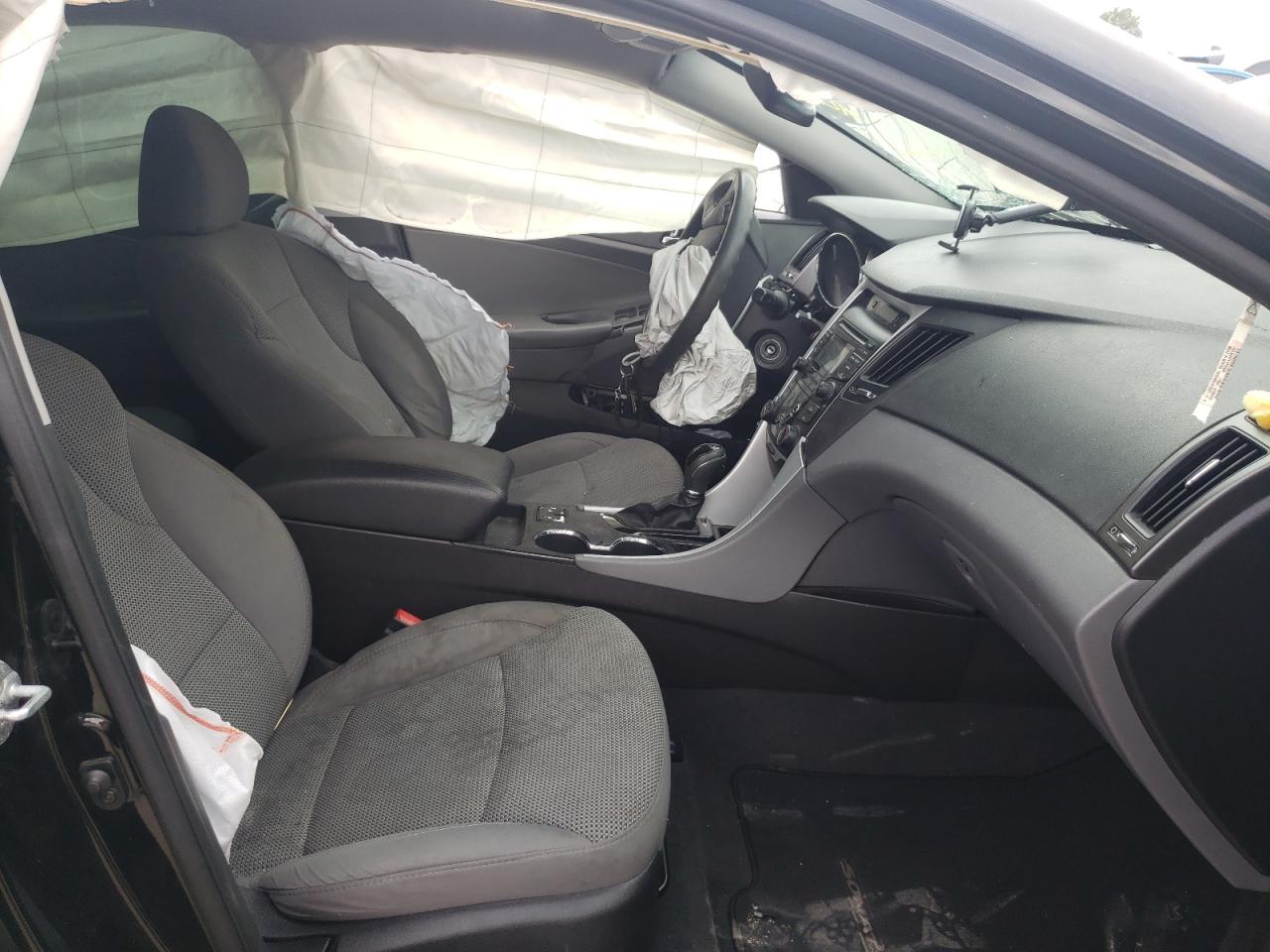 Photo 5 from auction – 2013 HYUNDAI SONATA GLS with VIN 5NPEB4ACXDH790867