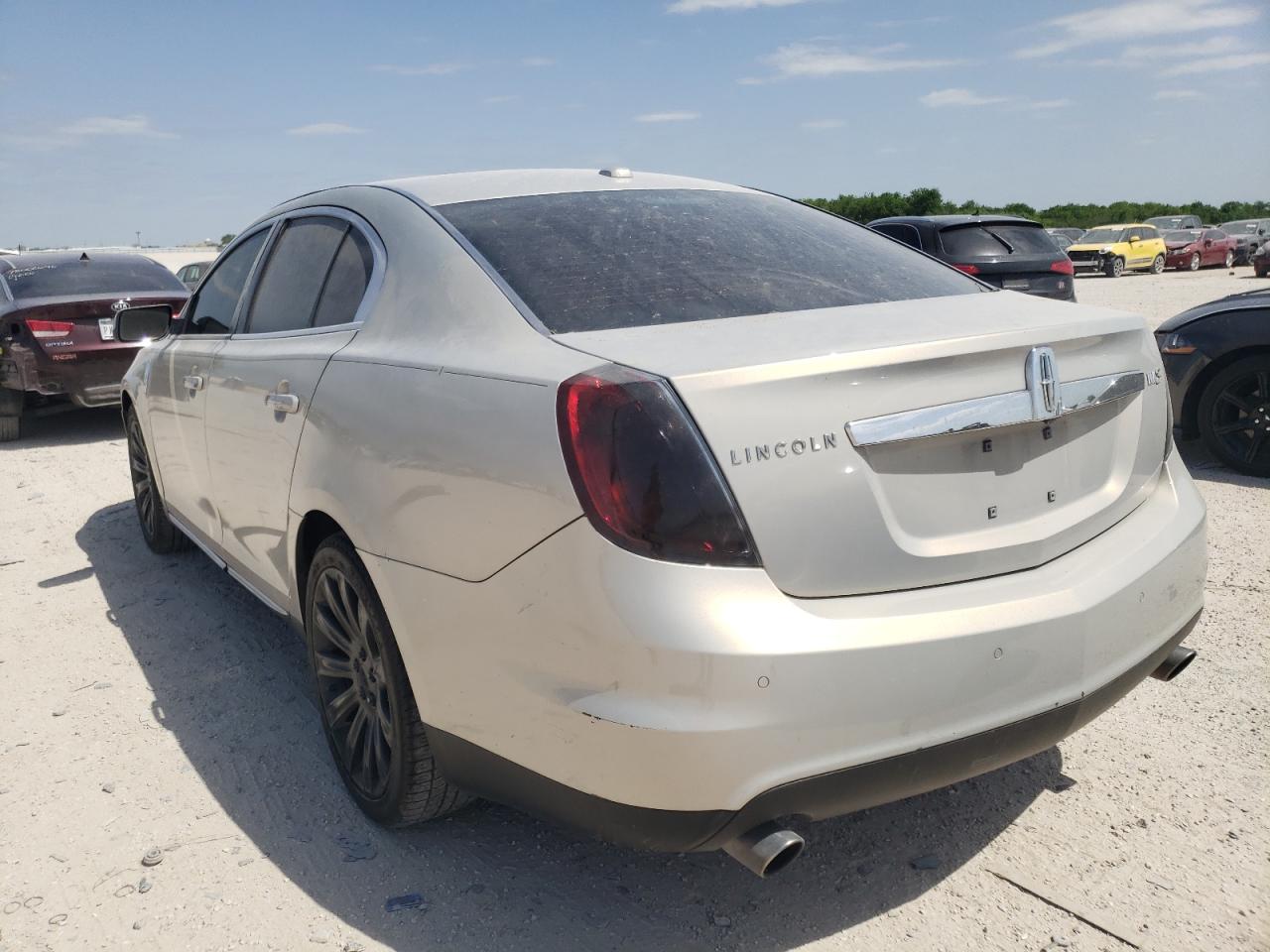 Photo 3 from auction – 2009 LINCOLN MKS with VIN 1LNHM93R49G630271