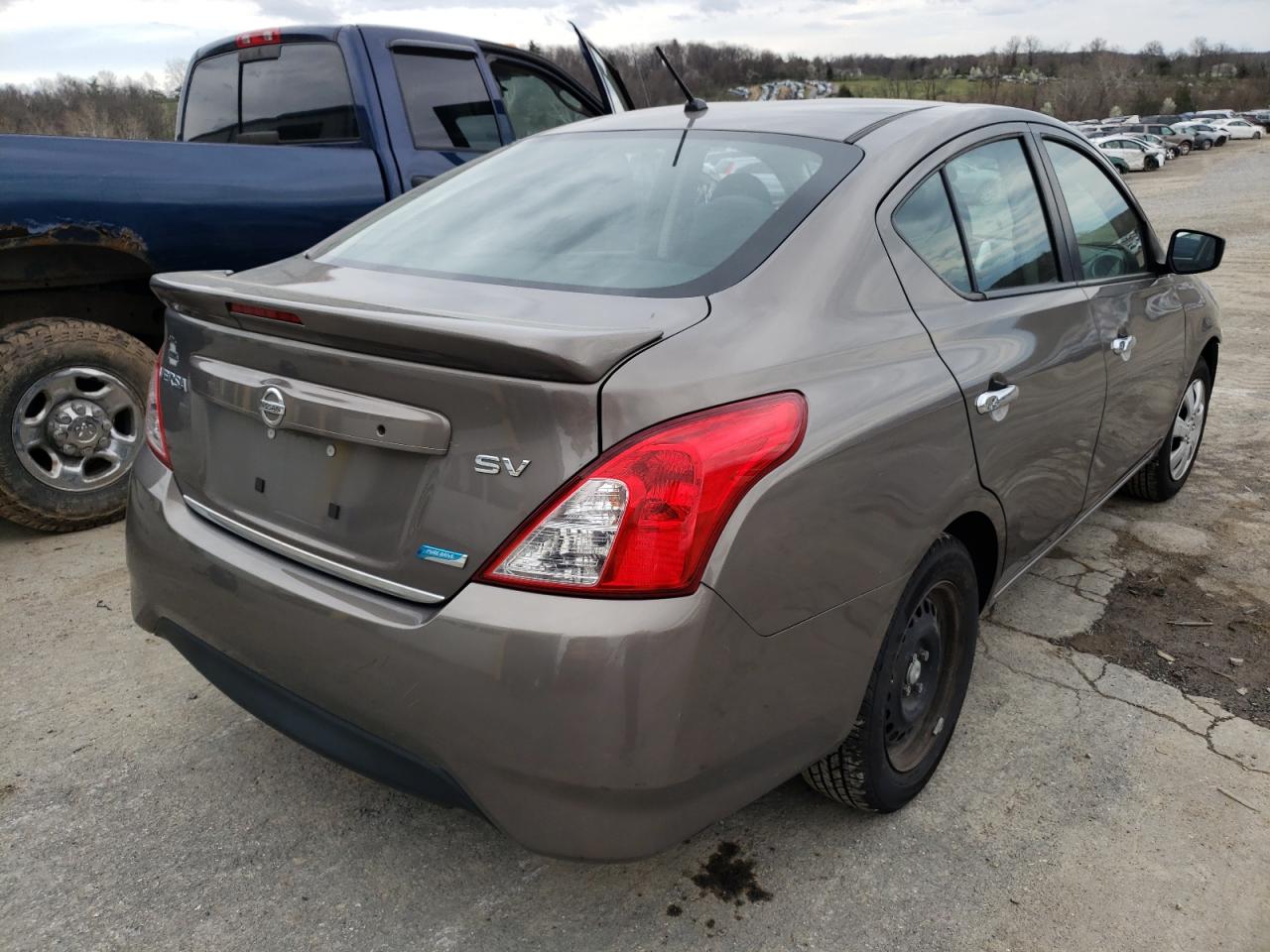 Photo 4 from auction – 2015 NISSAN VERSA S with VIN 3N1CN7AP6FL927151