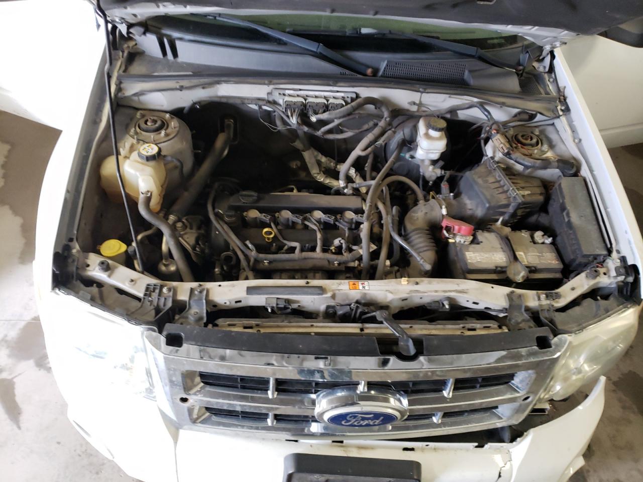 Photo 7 from auction – 2010 FORD ESCAPE XLS with VIN 1FMCU9C76AKC90017