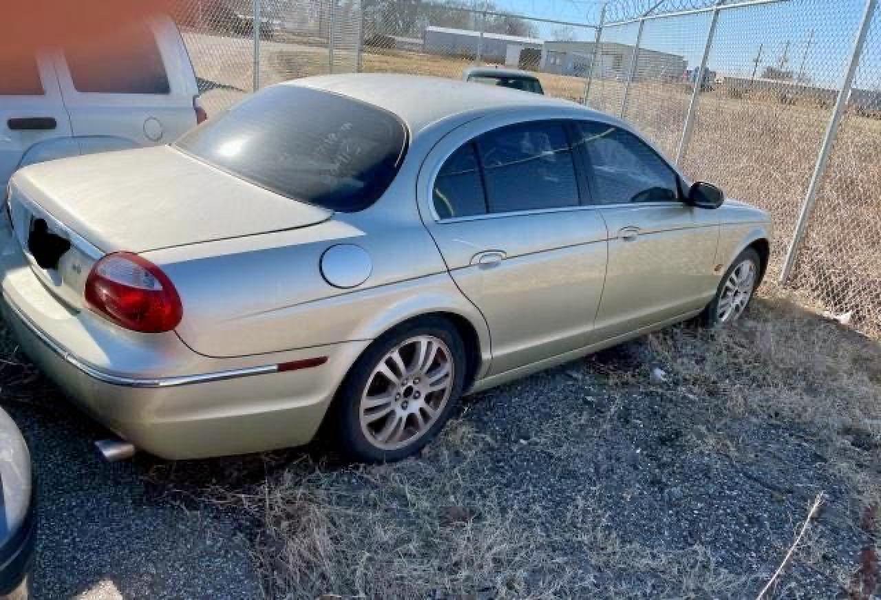 Photo 4 from auction – 2006 JAGUAR S-TYPE with VIN SAJWA01A06FN59392