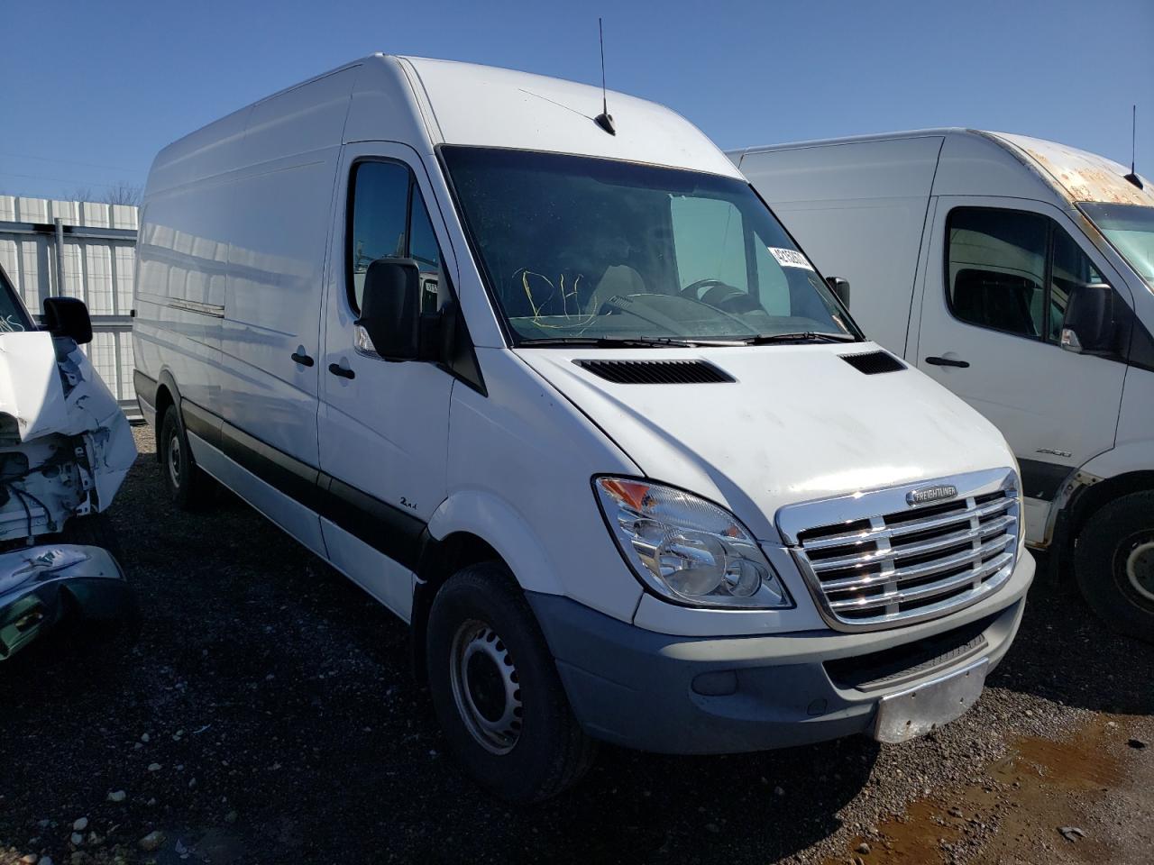 FREIGHTLINER SPRINTER 2 2007 with VIN WDYPE845475221929 - Photo from auction