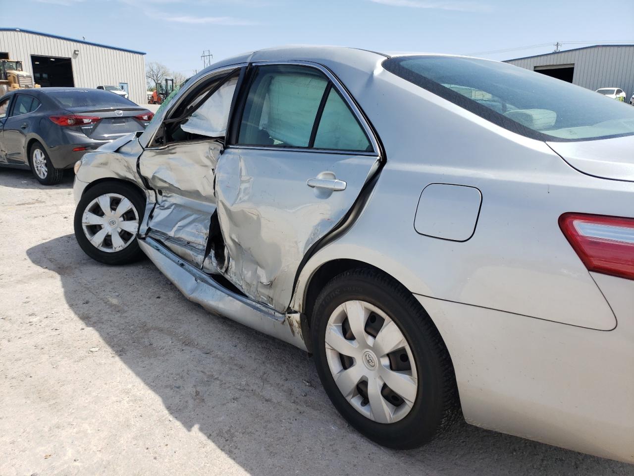 Photo 10 from auction – 2007 TOYOTA CAMRY CE with VIN 4T1BE46K37U020123