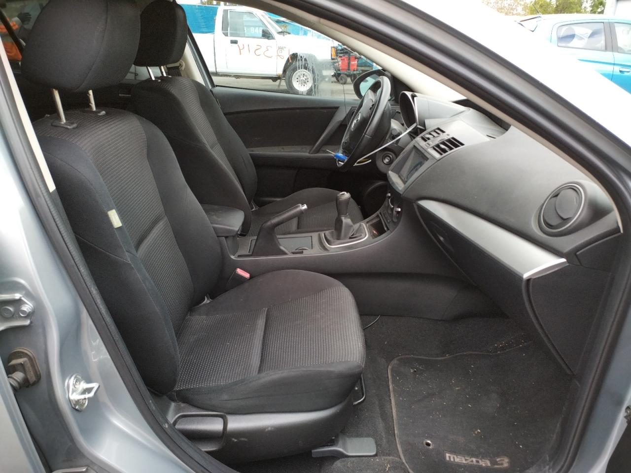 Photo 5 from auction – 2012 MAZDA 3 I with VIN JM1BL1L89C1605530