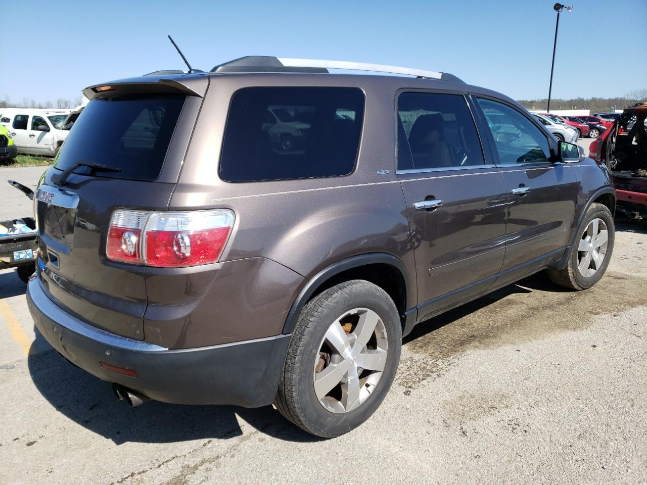 Photo 4 from auction – 2010 GMC ACADIA SLT with VIN 1GKLRMED8AJ170094