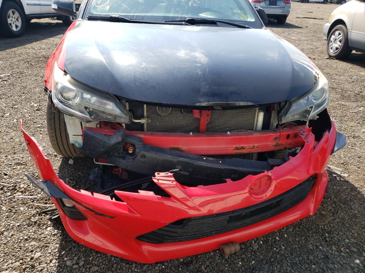Photo 17 from auction – 2014 SCION TC with VIN JTKJF5C72E3079470