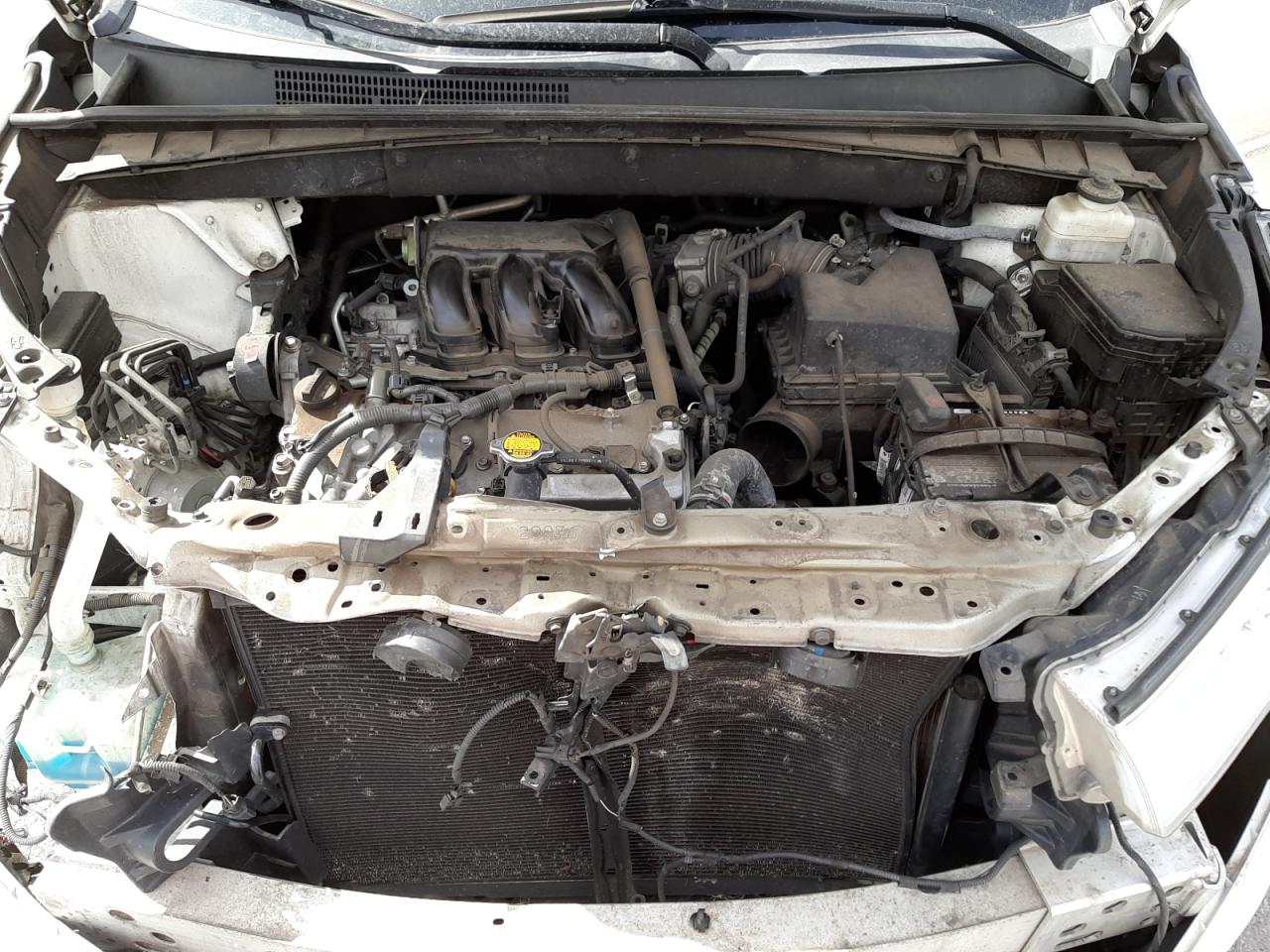 Photo 7 from auction – 2014 TOYOTA HIGHLANDER with VIN 5TDJKRFH5ES023181