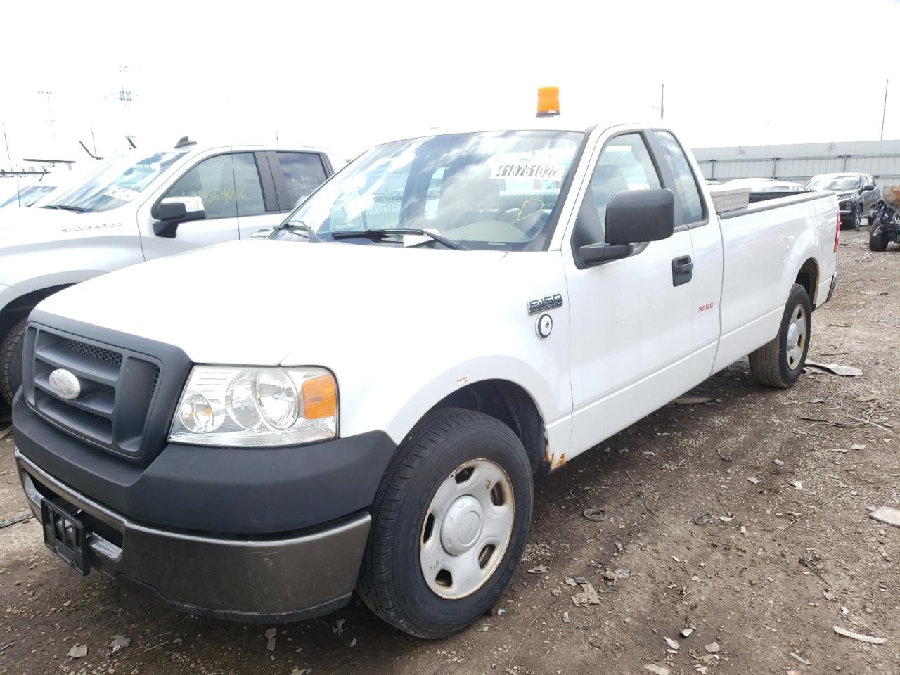 Photo 2 from auction – 2007 FORD F150 with VIN 1FTRF12W67KD54052