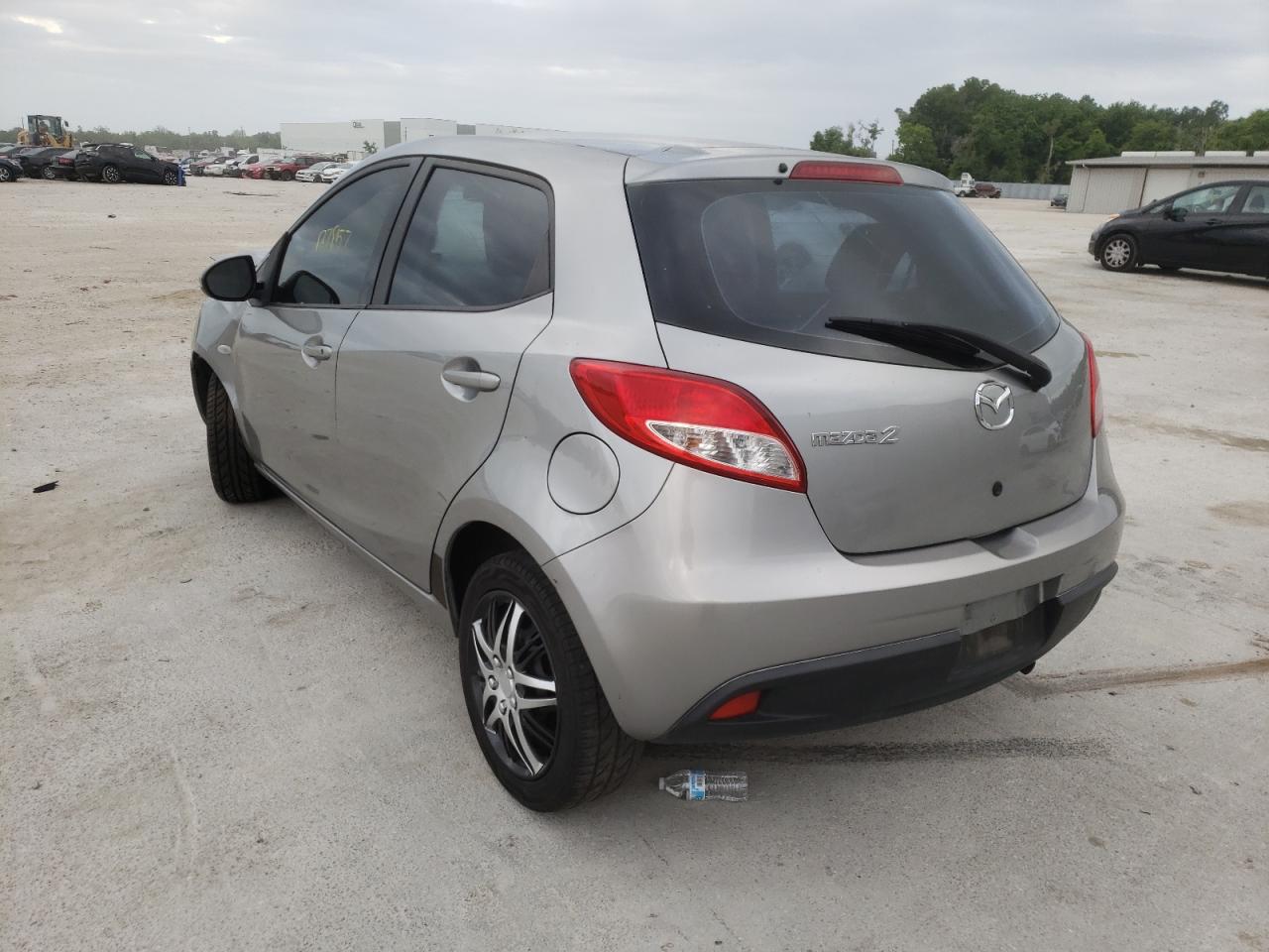 Photo 3 from auction – 2012 MAZDA MAZDA2 with VIN JM1DE1KY0C0141666