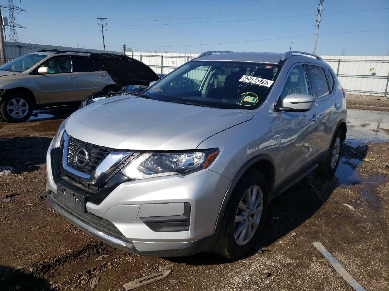 Photo 2 from auction – 2018 NISSAN ROGUE S with VIN KNMAT2MT2JP504893
