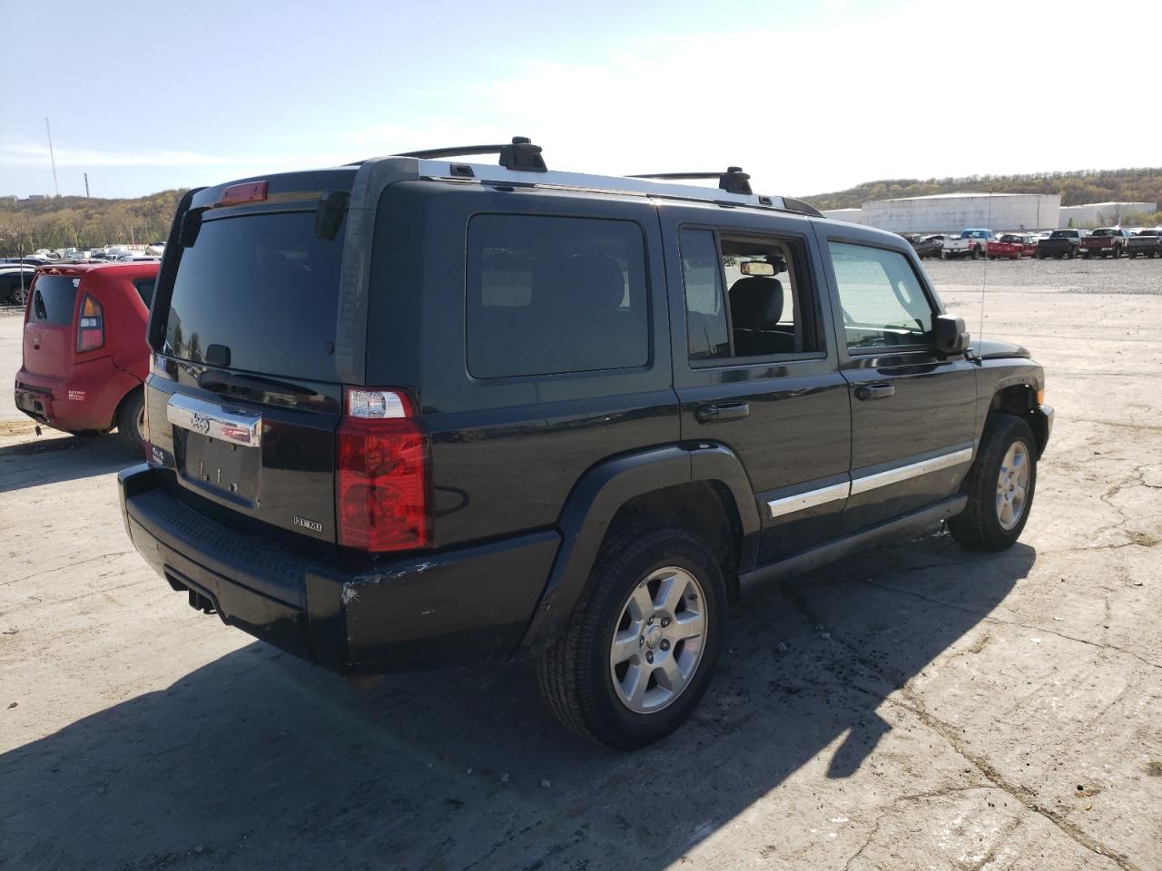 Photo 4 from auction – 2008 JEEP COMMANDER with VIN 1J8HG58228C245063