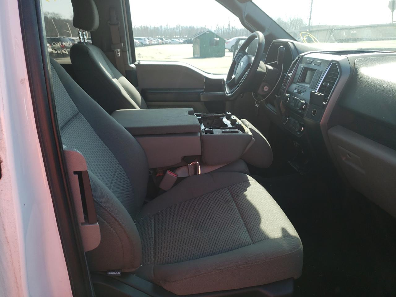 Photo 5 from auction – 2015 FORD F150 SUPER with VIN 1FTEX1CF5FFA73216