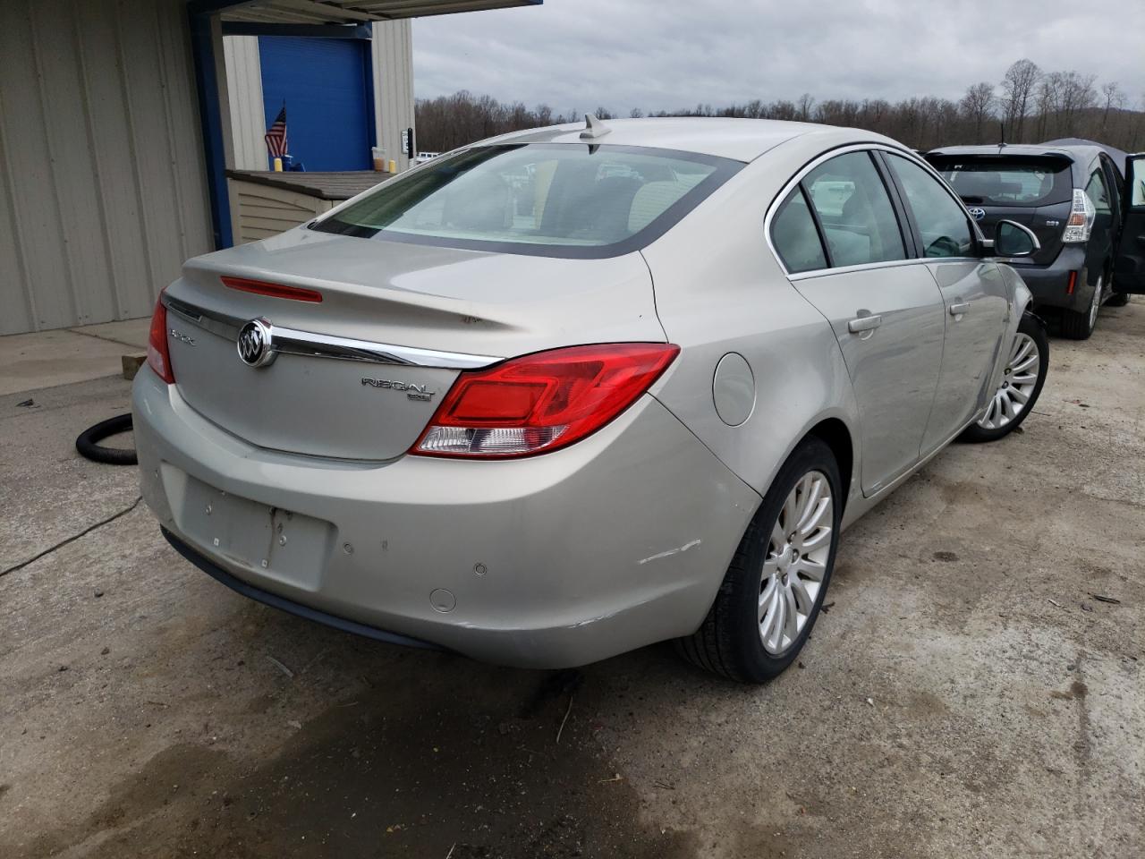 Photo 4 from auction – 2011 BUICK REGAL CXL with VIN W04GS5EC7B1002120