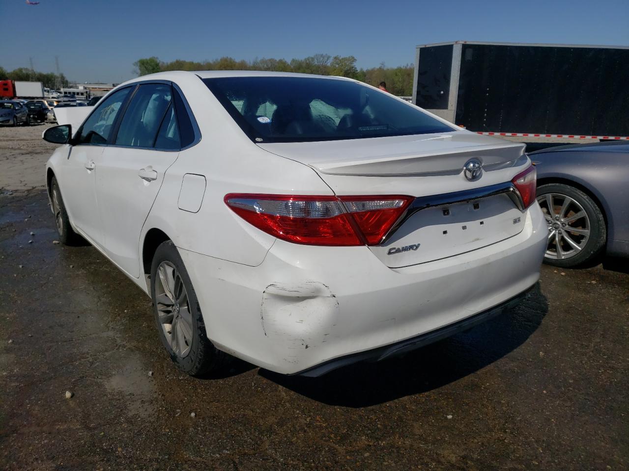 Photo 3 from auction – 2015 TOYOTA CAMRY LE with VIN 4T1BF1FK0FU102515